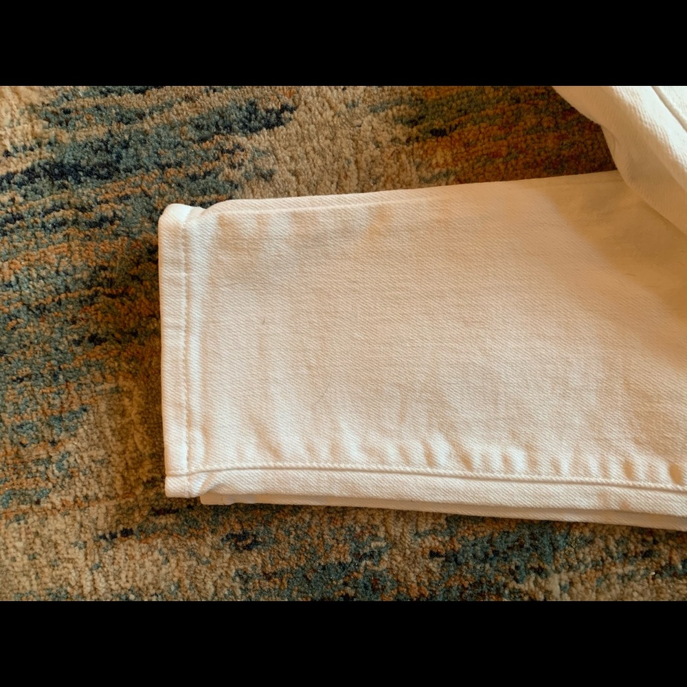 Levi's Women's Skinny Jeans in Cream - Picture 3 of 10
